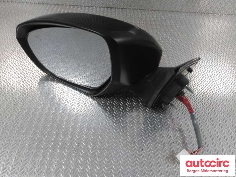 Speil venstre til Suzuki Kizashi 2010-2014 (SUZUKI|84702-57L10-ZMV|)