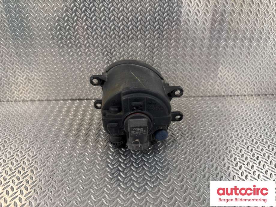 Tåkelykt høyre foran til Suzuki Kizashi 2010-2014  (SUZUKI|35501-57L00|35501-57L01|)