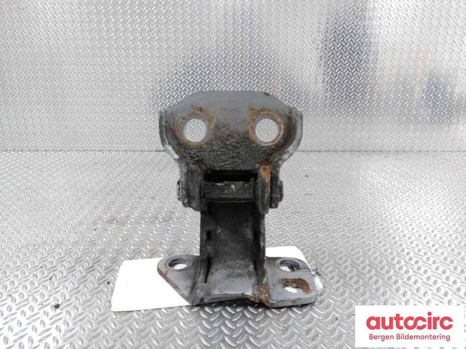 Hengsler til Toyota Hiace 2007-2012 (Fase 3) (TOYOTA|6872026010|)