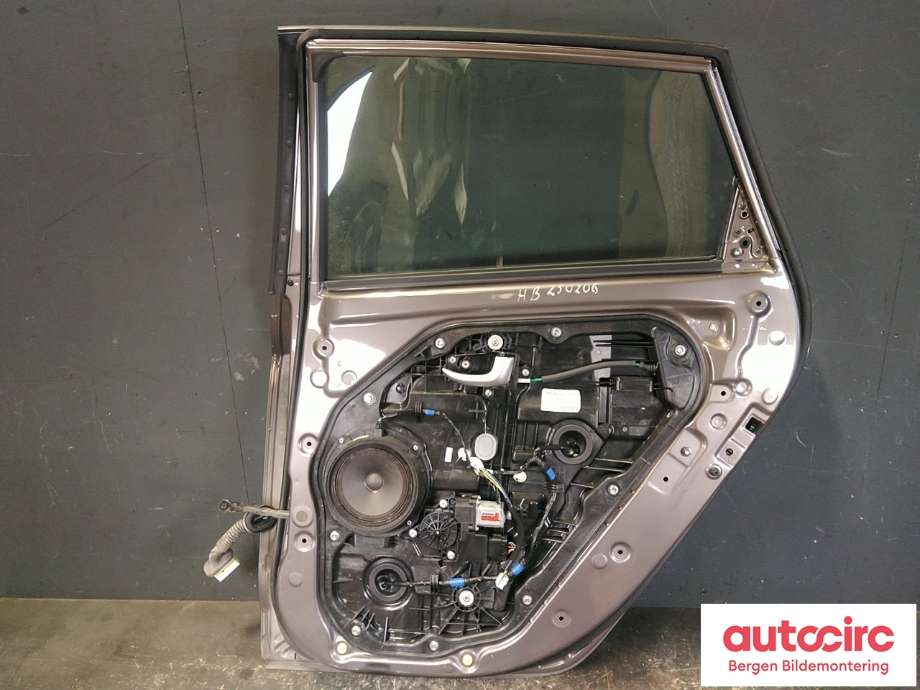 Dør høyre bak til Hyundai i30 2012-2017 (Type II)  (HYUNDAI|77004A 6200|)