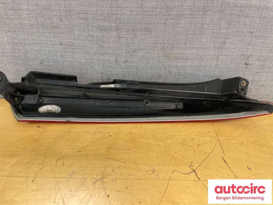 Baklykt venstre til Volvo XC90 2002-2006 (Type I, Fase 1)  (VOLVO|30678220|)