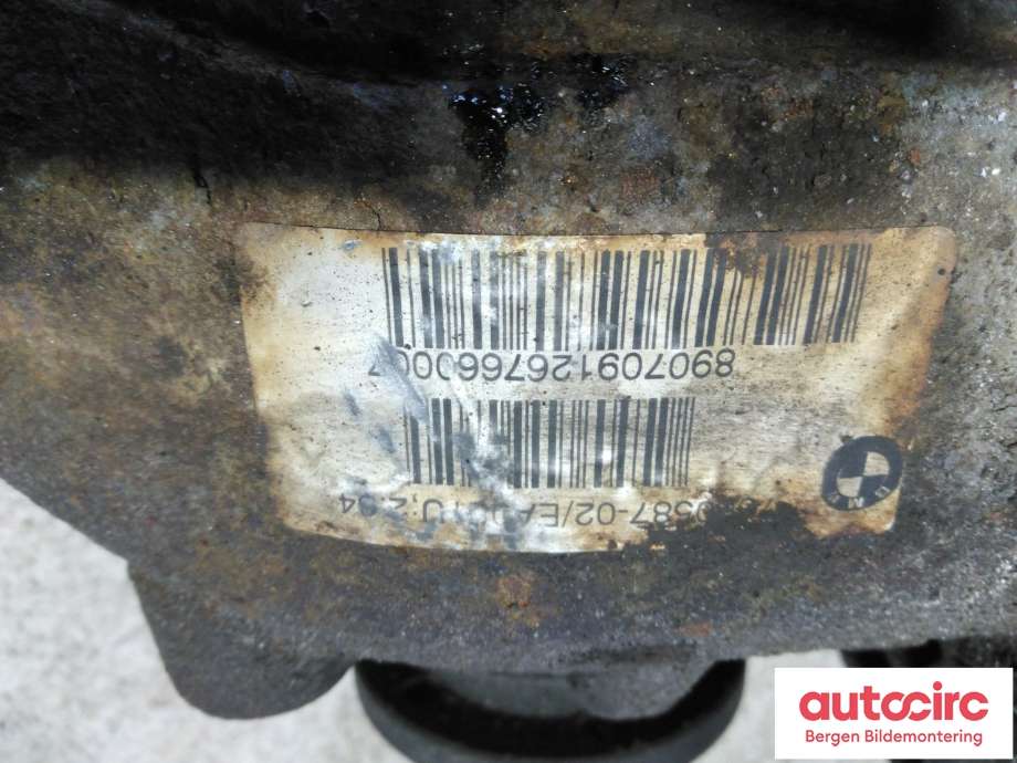 Kardang klokke bak til BMW 5-Serie 2003-2010 (E60/E61) (E60/E61) (BMW|33 10 7 560 588|)