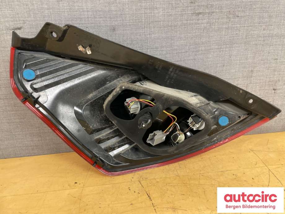 Baklykt høyre til Ford Fiesta 2013-2017 (Type VI, Fase 2)  (FORD|C1BB-13404-AE|1877010|)
