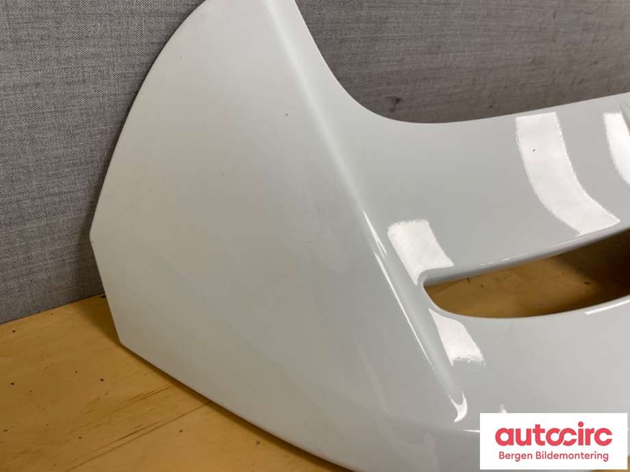 Spoiler bakluke til Ford Fiesta 2013-2017 (Type VI, Fase 2)  (FORD|AM8A6J-44230-AGXWAA|1802185|)