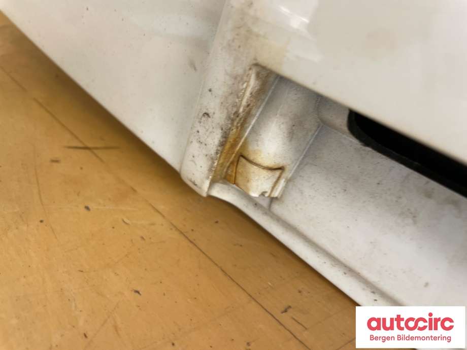 Spoiler bakluke til Ford Fiesta 2013-2017 (Type VI, Fase 2)  (FORD|AM8A6J-44230-AGXWAA|1802185|)