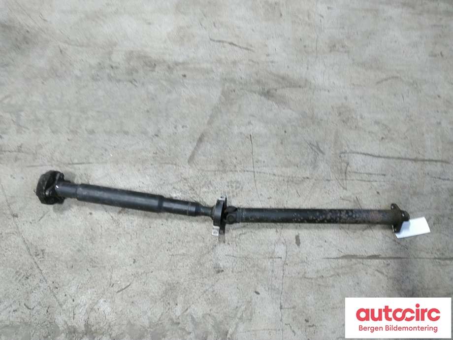 Mellomaksel til BMW 3-Serie 2005-2011 (E90/E91/E92/E93) (E90/E91/E92/E93) (BMW|26 10 7 614 412|)