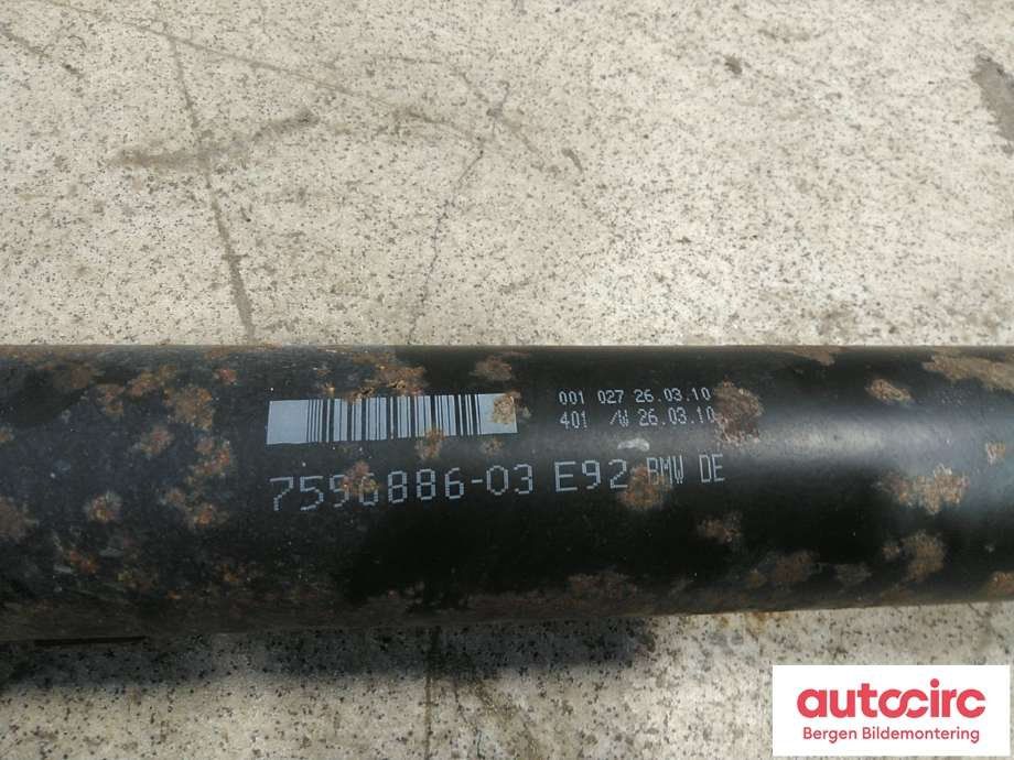 Mellomaksel til BMW 3-Serie 2005-2011 (E90/E91/E92/E93) (E90/E91/E92/E93) (BMW|26 10 7 614 412|)