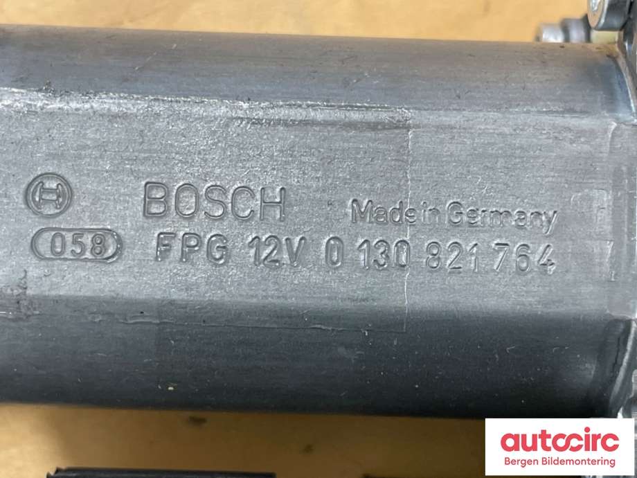 Ruteheis venstre til Audi A8 2003-2010 (Type II) (AUDI|4E1 959 801 F||4E1 959 801 C)