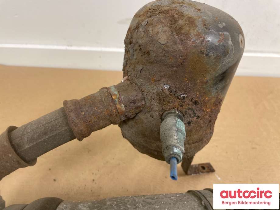 Fjærbein høyre bak til Audi A8 2003-2010 (Type II)  (AUDI|4E0 616 002 R|)