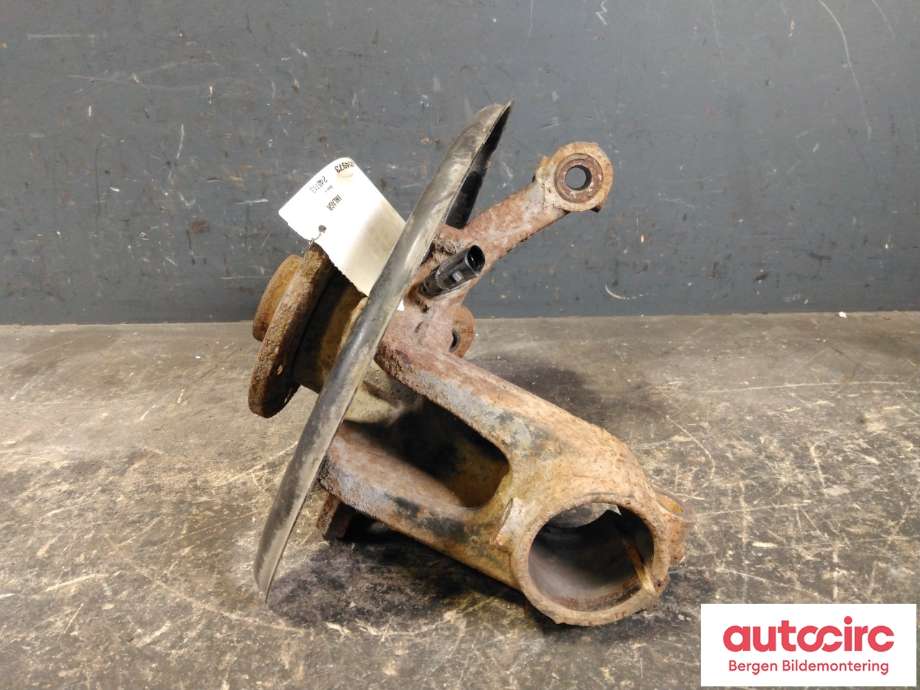 Hjulspindel høyre foran til VW Caddy 2010-2015 (Type III, Fase 2) (VOLKSWAGEN|1K0 407 256 AC|)