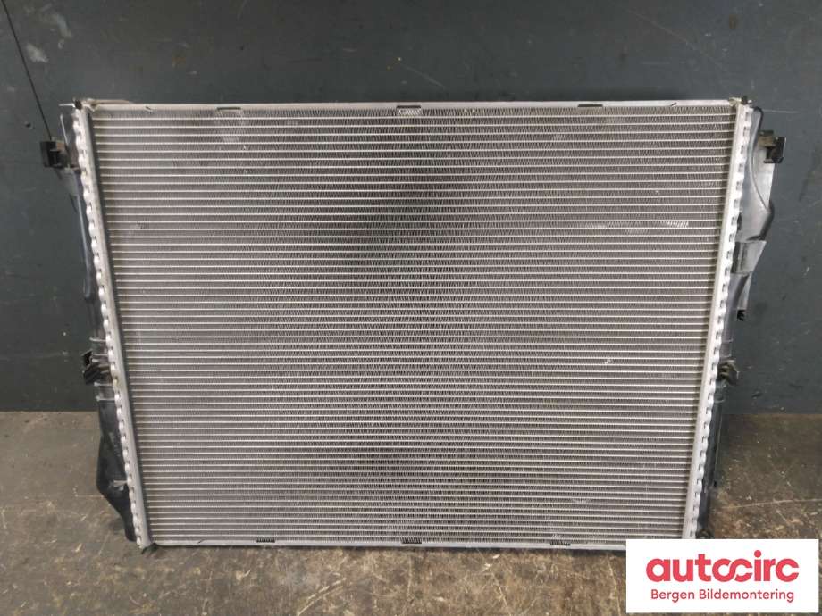 Radiator (automat gir) til Mercedes EQC 2019-->>  (MERCEDES|A 099 500 88 00|)