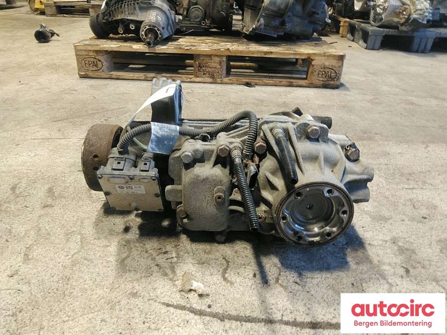 Kardang klokke bak til VW Transporter / Caravelle 2015-2019 (T6) (T6) (VOLKSWAGEN|09N 525 010 F|)