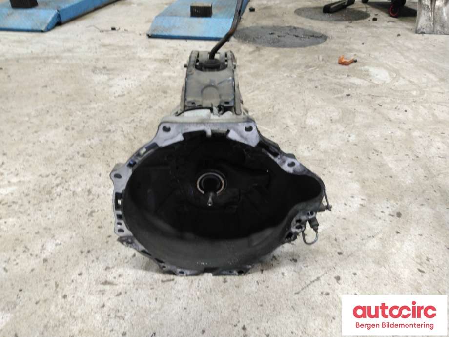 Girkasse manuell til Toyota Hiace 2007-2012 (Fase 3)  (TOYOTA|3303026A60|)