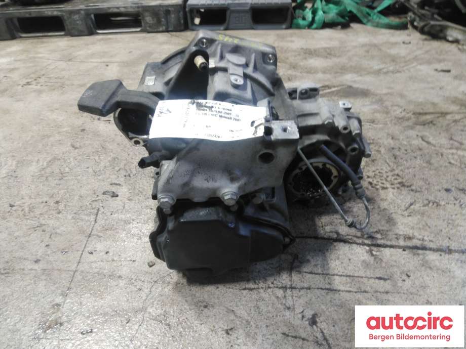 Girkasse manuell 6-trinn til Škoda Superb 2008-2015 (Type II) (SKODA|0A4 300 046 K||0A4 300 046 KX)