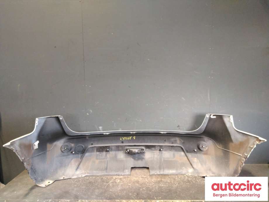 Støtfanger bak til Nissan Qashqai 2010-2014 (Type I, Fase 2) (NISSAN|85022BR00H|H5022BR0MH|)