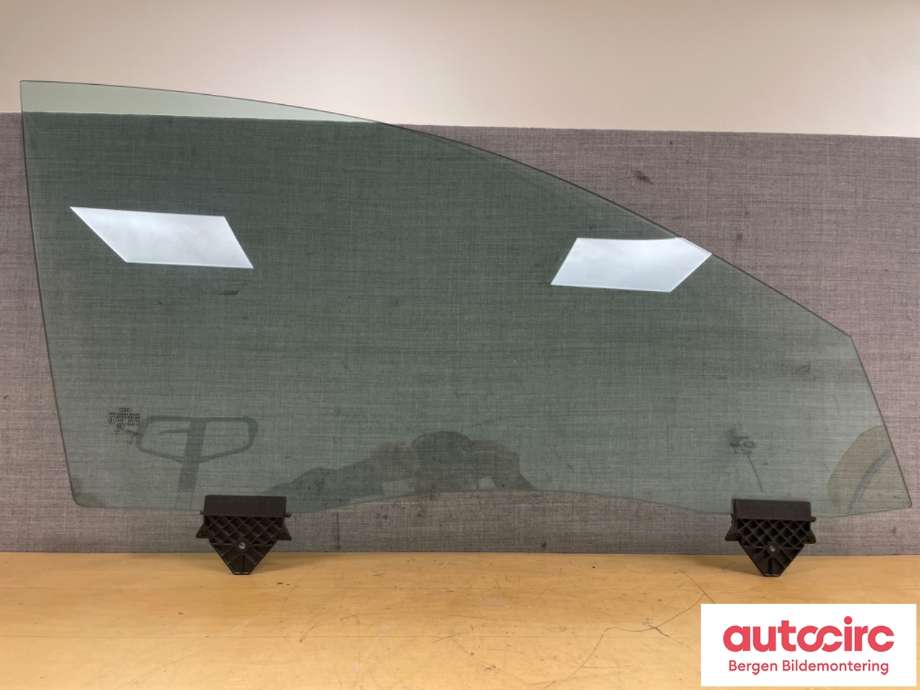 Siderute høyre foran til Audi A8, 2003-2010 (Type II)  (AUDI|4E0 845 022 F)