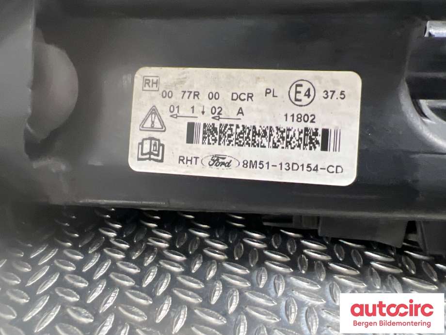 Frontlykt høyre halogen til Ford Focus 2008-2010 (Type II, Fase 2) (FORD|1744967|)