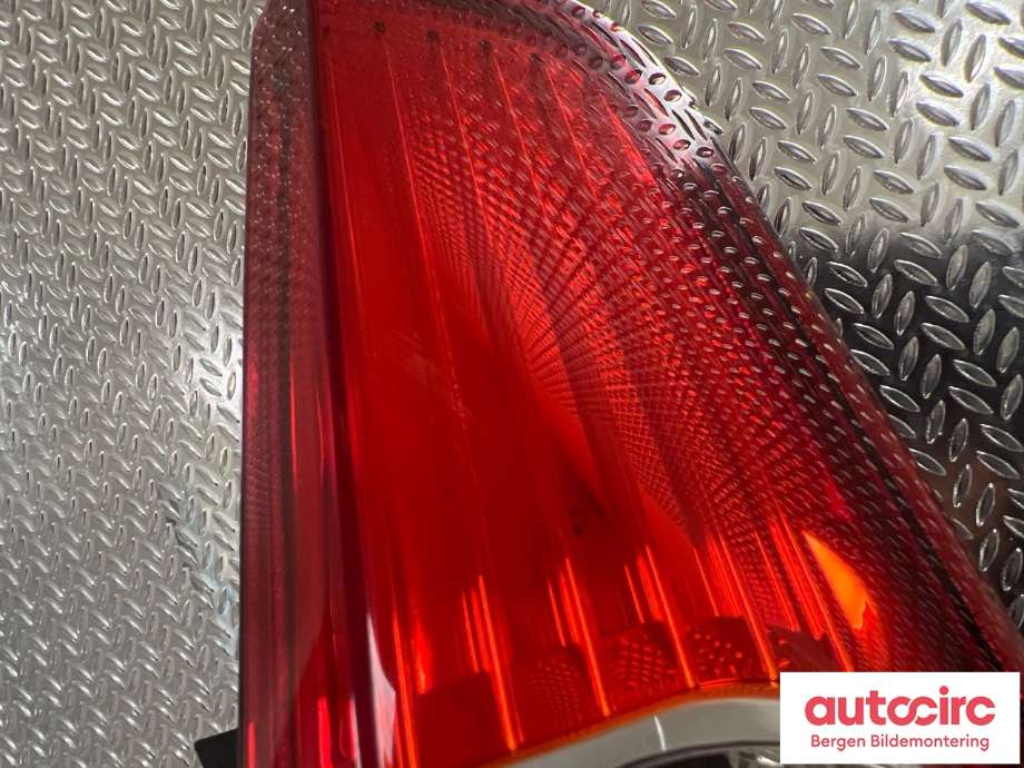 Baklykt høyre til Ford Focus 2008-2010 (Type II, Fase 2)  (FORD|)