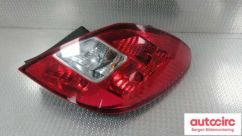 Baklykt høyre til Opel Corsa D 2006-2014 (OPEL|93190951|)