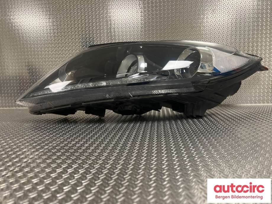 Frontlykt venstre halogen til Kia Sportage 2010-2016 (Type III) (KIA|92101 3U250|)