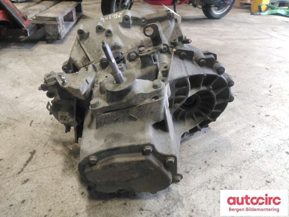 Girkasse manuell 6-trinn til Peugeot 5008 2010-2017 (Type I)  (PEUGEOT|16 100 131 80|)