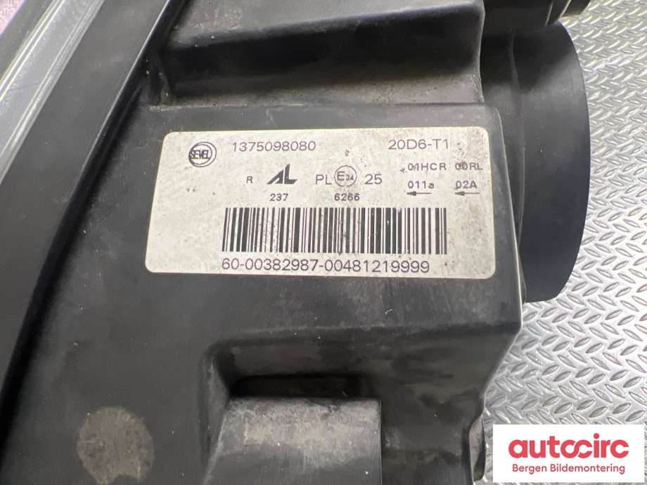 Frontlykt høyre halogen til Peugeot Boxer 2007-2013 (Type III, Fase 1)  (PEUGEOT|16 827 484 80|16 120 406 80|)