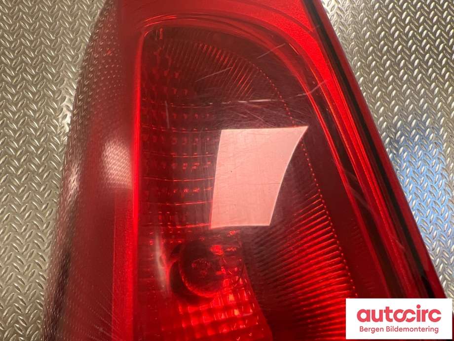 Baklykt venstre til Mercedes Citan 2012-2021 (W415) (W415) (MERCEDES|A 415 906 28 00|)