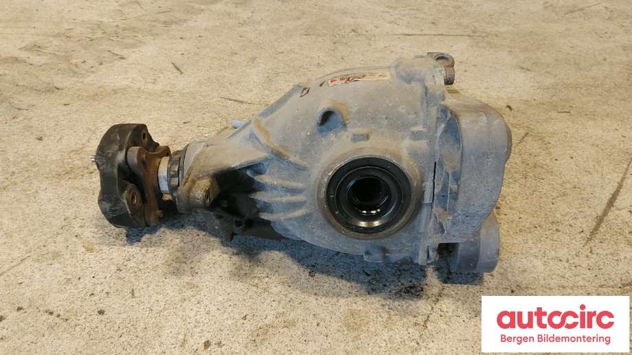 Kardang klokke bak til BMW 5-Serie 2010-2017 (F10/F11) (F10/F11) (BMW|33 10 7 584 446|)