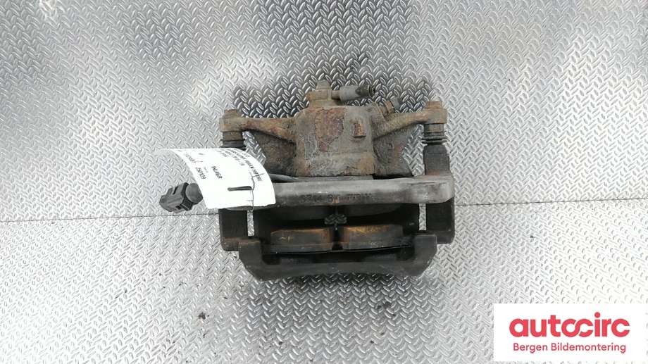 Bremsecaliper høyre foran til VW Passat 2015-2019 (Fase 1) (B8) (B8) (VOLKSWAGEN|8V0 615 124 D|)