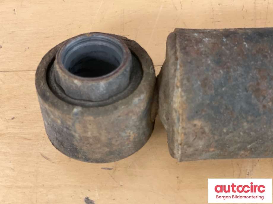 Støtdemper bak til Ford Ranger (Europa) 1999-2006  (FORD (US)|XM3418125BB||4388136)