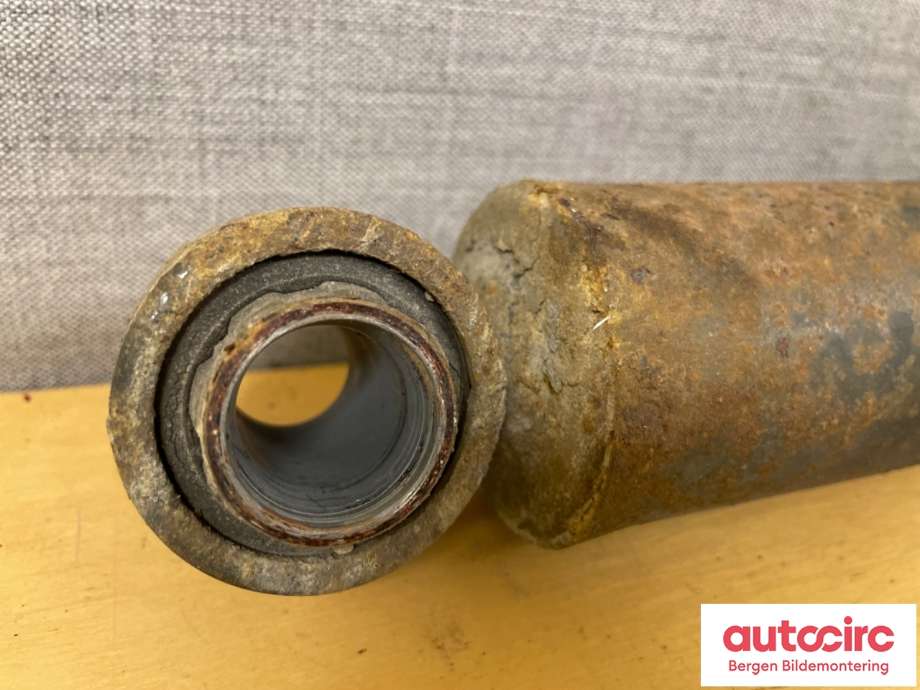 Støtdemper bak til Ford Ranger (Europa) 1999-2006  (FORD (US)|XM3418125BB||4388136)