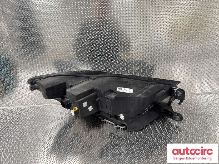 Frontlykt venstre halogen til Jaguar I-PACE 2018-->>  (JAGUAR|T4K10166|T4K19704|)