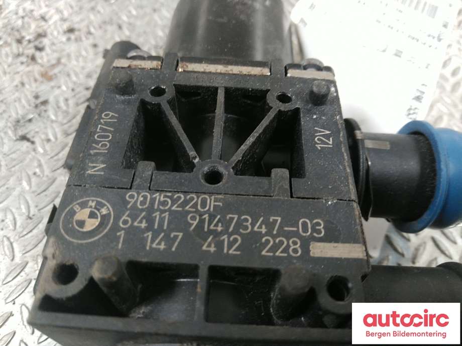 Diverse deler til BMW 2-Serie 2014-2021 (F22/F23) (F22/F23) (BMW|64 11 9 890 553|)