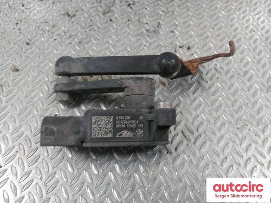 Sensor nivå til BMW 2-Serie 2014-2021 (F22/F23) (F22/F23) (BMW|37 14 6 870 200|)