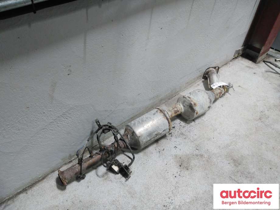 Partikkelfilter til Toyota Hilux 2020-->>  (TOYOTA|174100E051|)