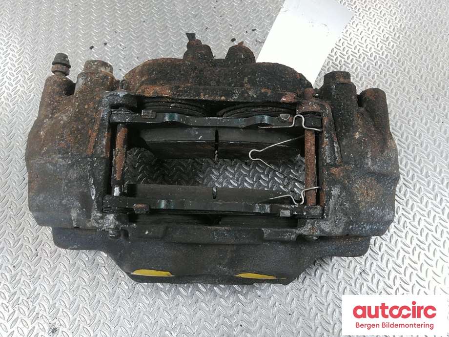 Bremsecaliper venstre foran til Toyota Hilux 2020-->> (TOYOTA|477500K350|)