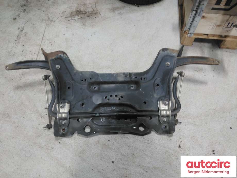 Travers foran hoved til Peugeot Partner 2015-2019 (Type II, Fase 2)  (PEUGEOT|96 786 927 80|)