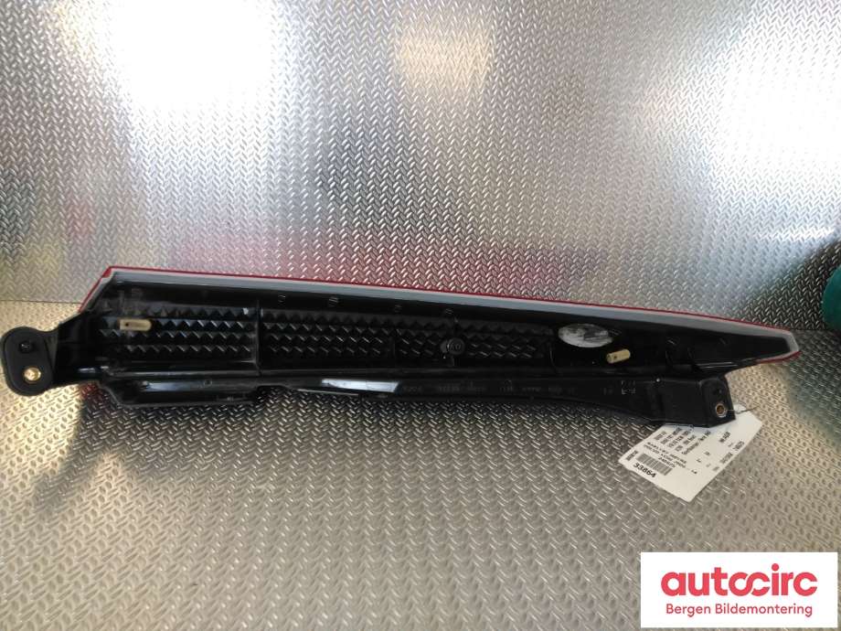 Baklykt høyre til Volvo XC90 2007-2014 (Type I, Fase 2)  (VOLVO|30698142|)