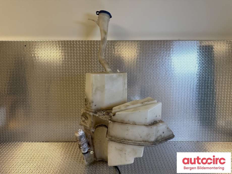 Spylertank til Volvo XC90 2007-2014 (Type I, Fase 2)  (VOLVO|30663812|)