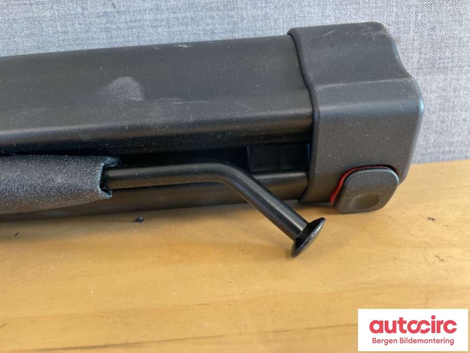 Bagasjerom hundegitter til Toyota Auris 2015-2019 (Type II, Fase 2)  (TOYOTA|)