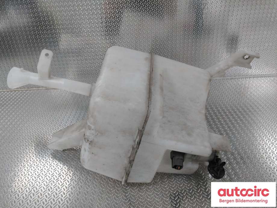 Spylertank til Nissan NV200 2010-2019 (NISSAN|289104FA1B|)