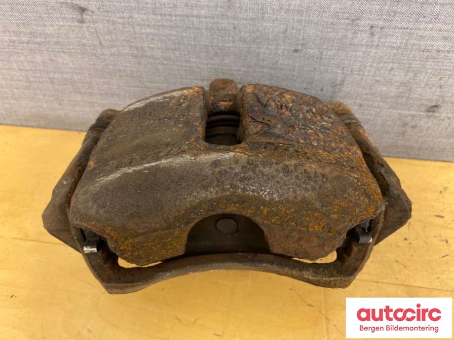 Bremsecaliper høyre foran til VW e-Golf 2014-2017 (Fase 1)  (VOLKSWAGEN|8V0 615 124|)
