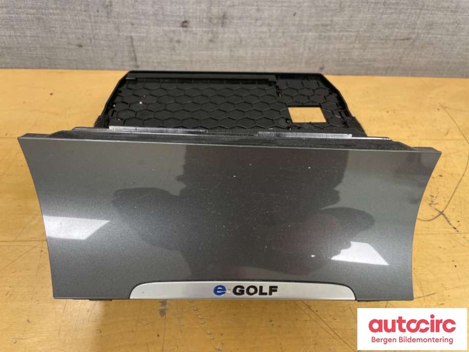 Innredning, Konsoll til VW e-Golf 2014-2017 (Fase 1)  (VOLKSWAGEN|5G1863391|)