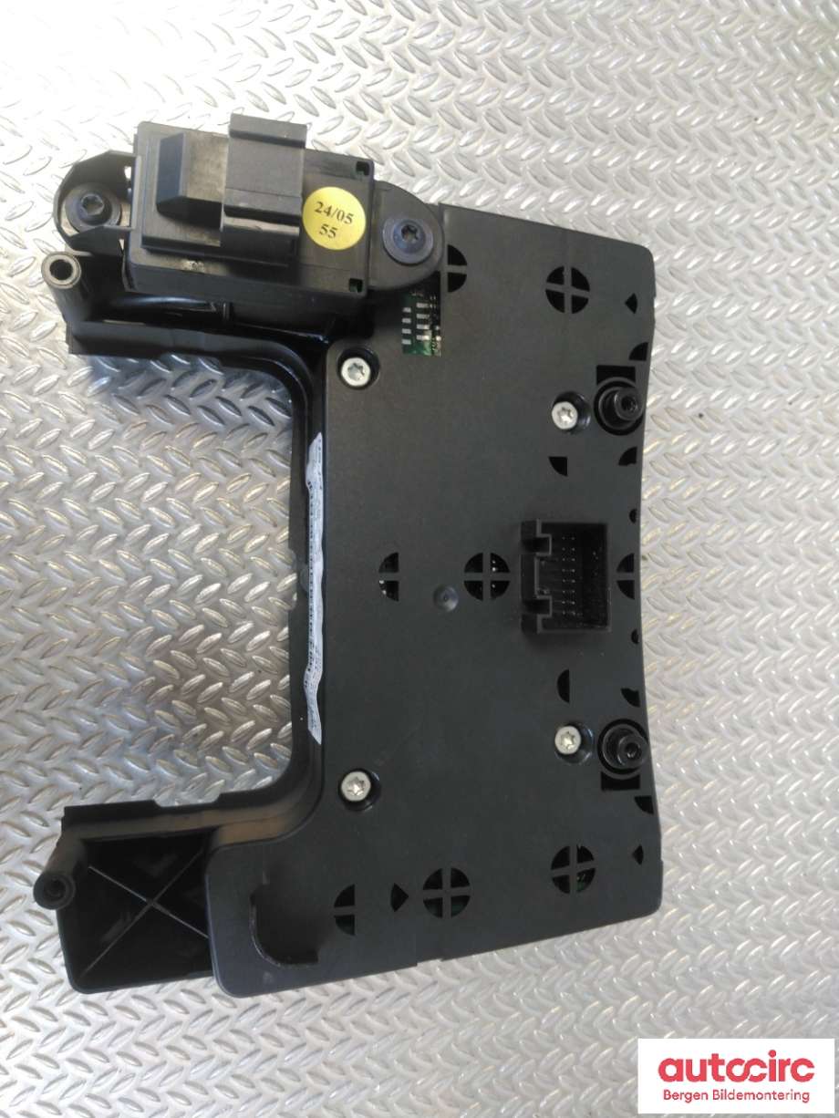 Diverse deler til Audi A6 2005-2008 (Type III, Fase 1) (C6) (C6) (AUDI|A 4F1 919 610 Q|)