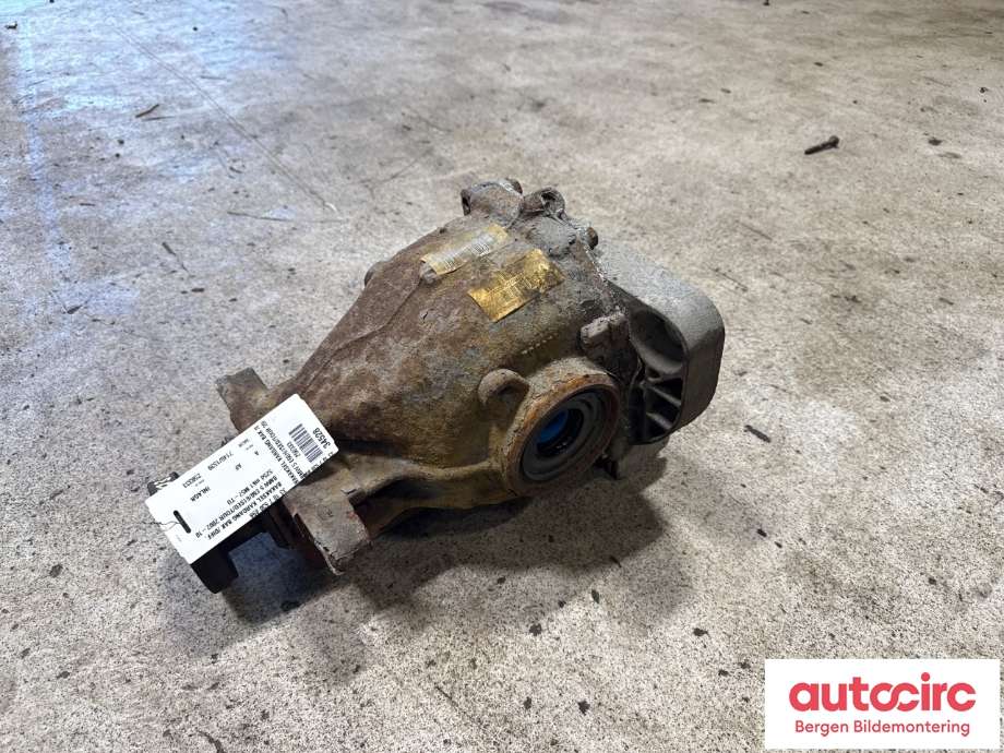 Kardang klokke bak til BMW 5-Serie 2003-2010 (E60/E61) (E60/E61) (BMW|33 10 7 530 898|)