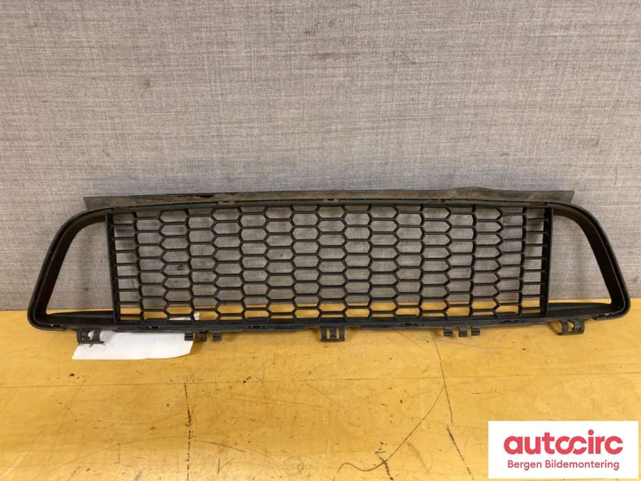 Grill til BMW 1-Serie 2011-2015 (Fase 1) (F20/F21) (F20/F21) (BMW|51 11 8 048 969|)