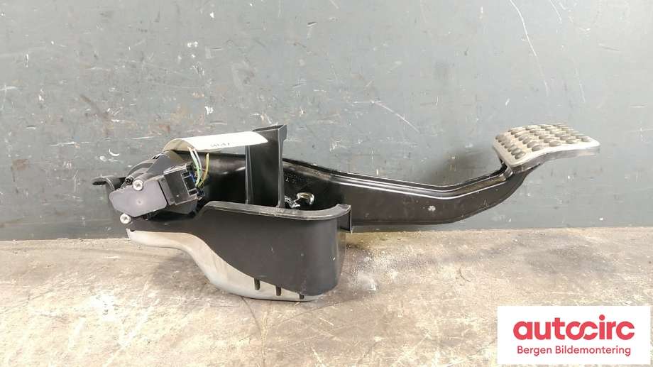 Pedal gass/brems/clutch til Mercedes EQC 2019-->>  (MERCEDES|A 213 290 48 00|)
