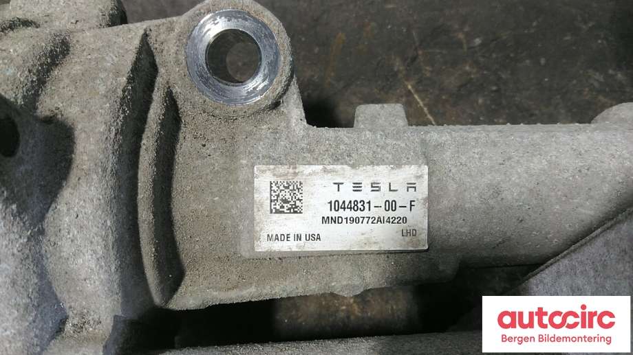 Tannstang elektrisk til Tesla Model 3 2018-2023 (Fase 1)  (TESLA|1044831-00-F|)