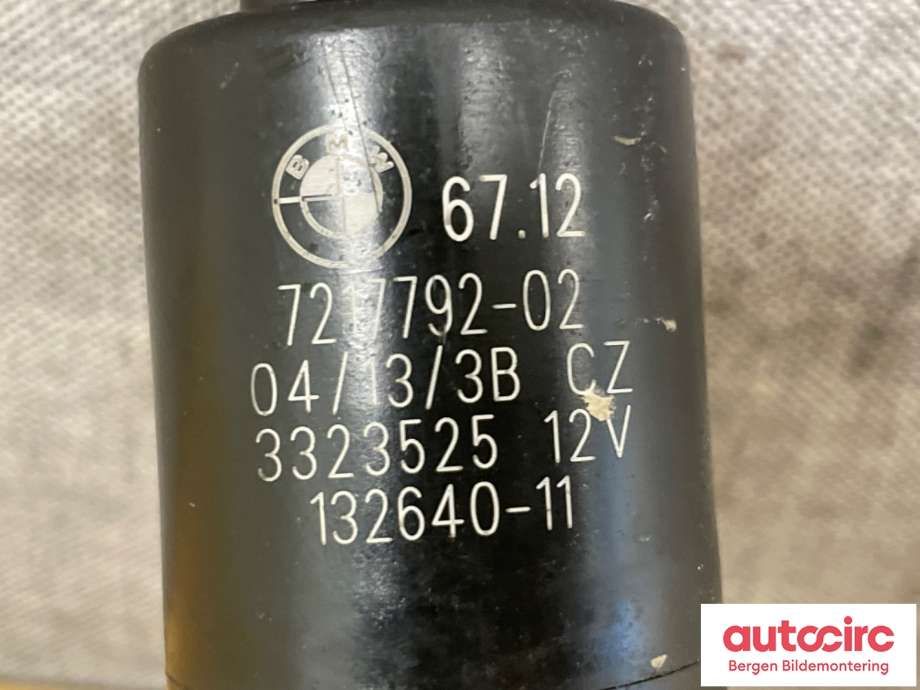 Spylerpumpe til BMW 1-Serie 2011-2015 (Fase 1) (F20/F21) (F20/F21) (BMW|67 63 7 217 792||7217792-02)