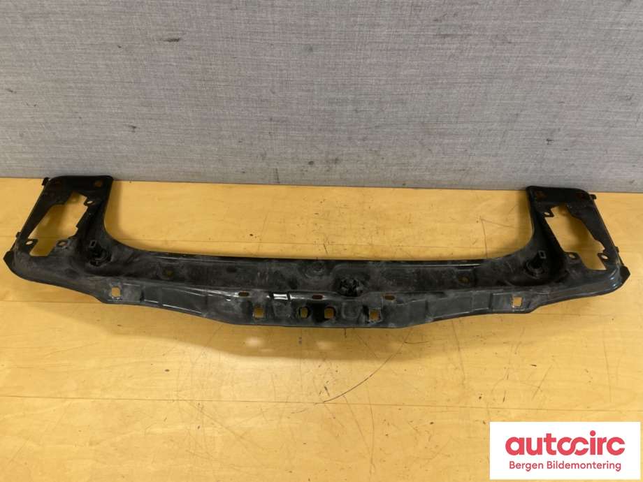 Frontplate øvre til BMW 1-Serie 2011-2015 (Fase 1) (F20/F21) (F20/F21) (BMW|51 64 7 245 786|)